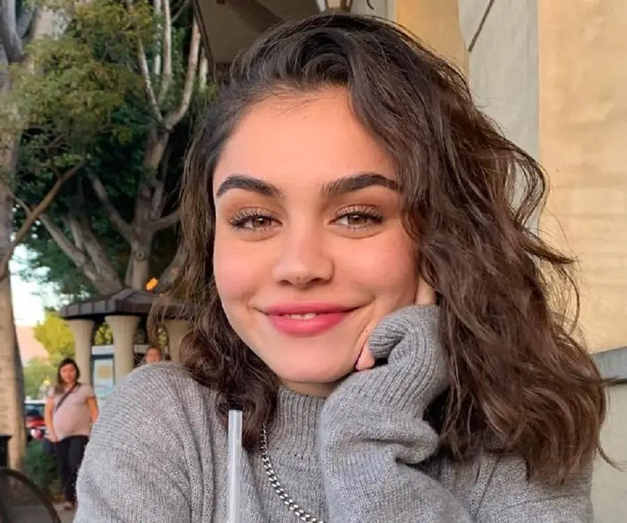 Tara Yummy Präsenz in sozialen Medien